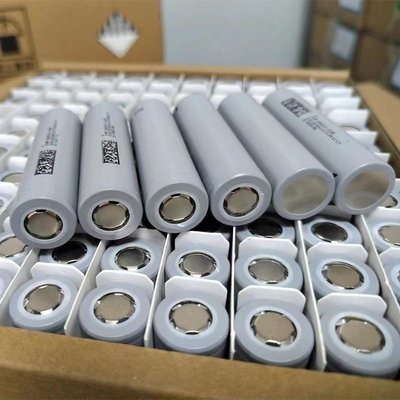 INR18650-32E 3200mAh 18650 बैटरी 10A 1000 चक्र 3.7V बेलनाकार लिथियम आयन 18650 बैटरी