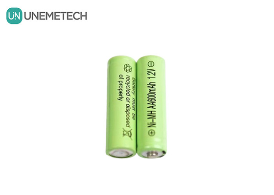 लंबे चक्र जीवन NiMH AA 1.2V 600mAh रिचार्जेबल बैटरी AA600 खिलौनों के लिए