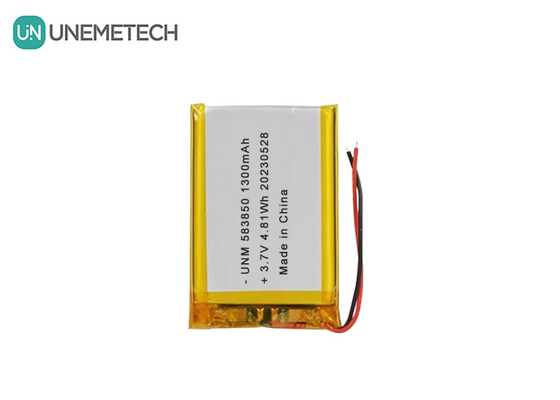3.7V 1300mAh इलेक्ट्रॉनिक उत्पादों के लिए मानक लिथियम आयन पॉलिमर बैटरी 583850