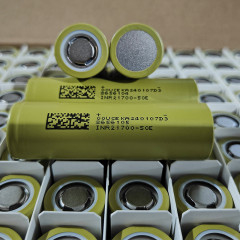 घरेलू उपकरणों के लिए 5000mAh 21700 रिचार्जेबल ली-आयन बैटरी INR21700-50E